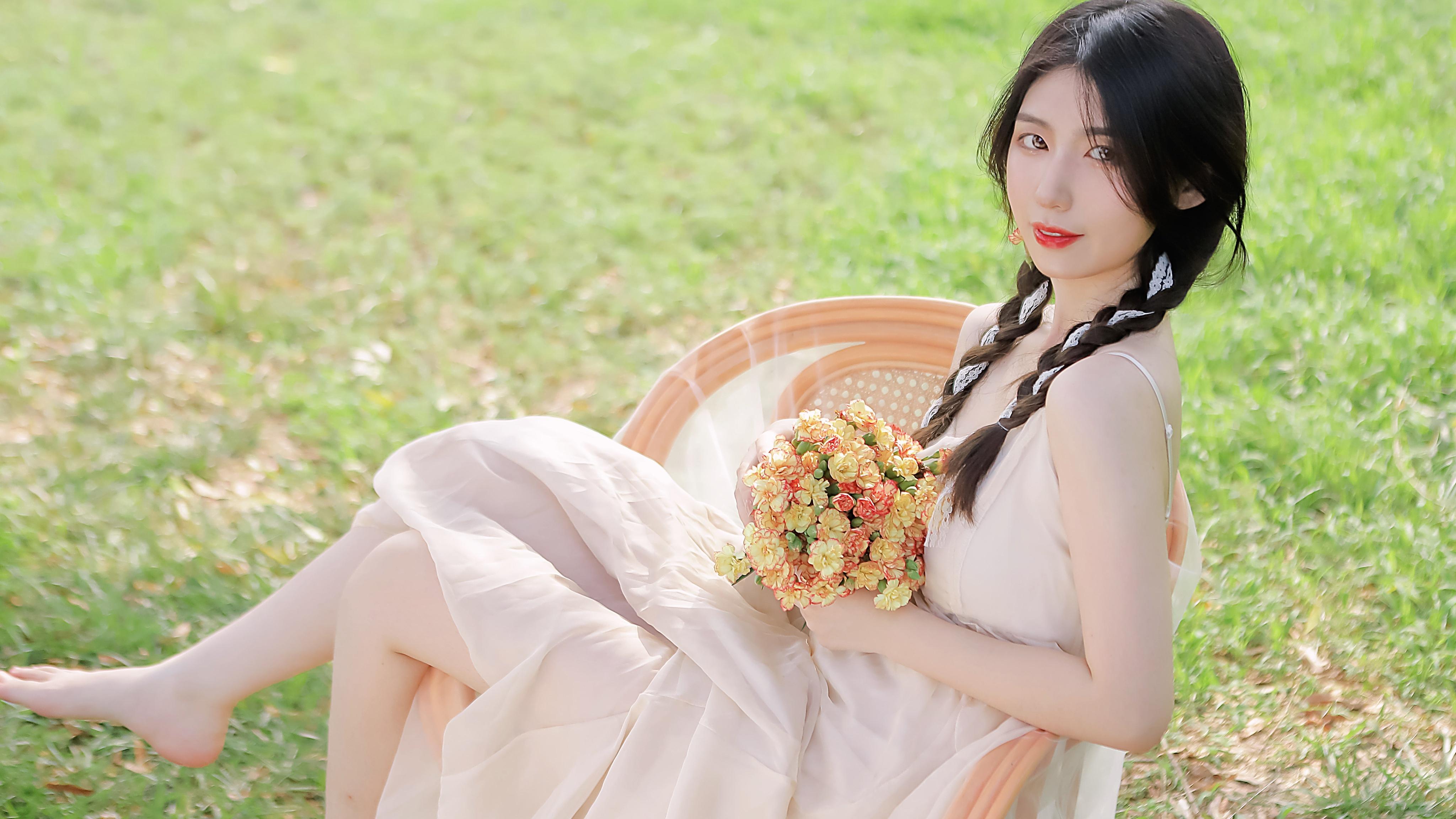 “锋刃-2025”国际狙击手射击竞赛进行“搭乘舟艇水上狙击”课目竞赛